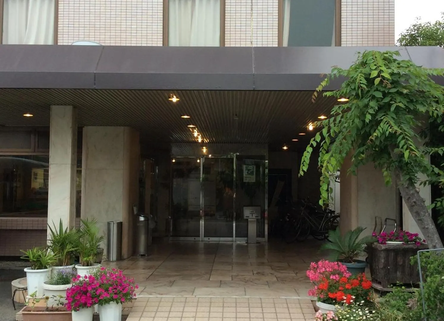 Kanku Sun Plus Yutaka Izumisano Hotel